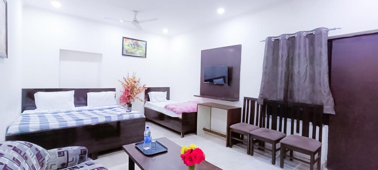 Hotel Tom - Jungpura Chruch Road New Delhi Eksteriør billede